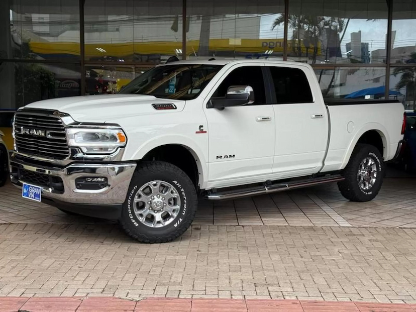 Foto do veículo RAM 3500 6.7 I6 TURBO DIESEL LARAMIE CD 4X4 AUTOMÁTICO 2022 28.540 KM 359.000,00
