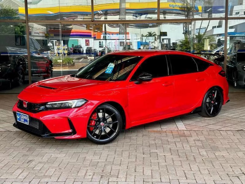 Foto do veículo HONDA CIVIC 2.0 DI VTEC TURBO GASOLINA TYPE R MANUAL 2023 2.170 KM 388.000,00