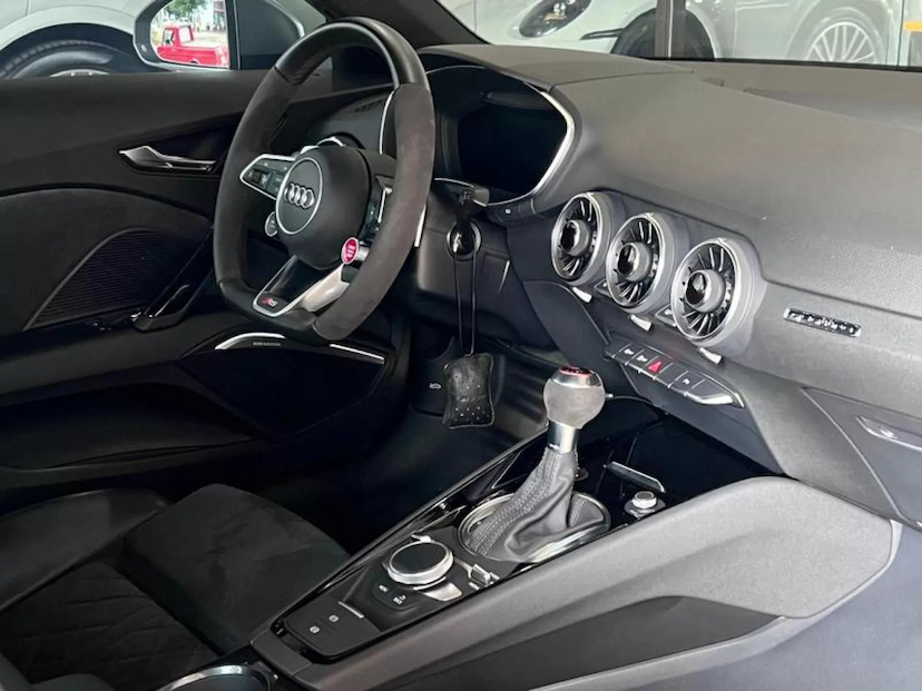 Foto do veículo AUDI TT RS 2.5 TFSI QUATTRO COUPÉ GASOLINA 2P S-TRONIC 2021 9.438 KM 548.000,00