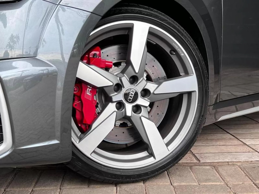 Foto do veículo AUDI TT RS 2.5 TFSI QUATTRO COUPÉ GASOLINA 2P S-TRONIC 2021 9.438 KM 548.000,00