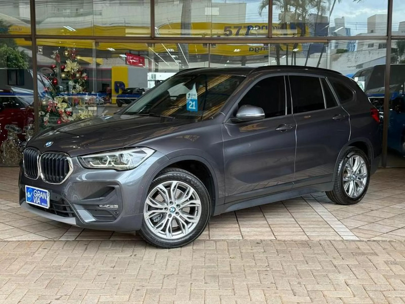 Foto do veículo BMW X1 2.0 16V TURBO ACTIVEFLEX SDRIVE20I 4P AUTOMÁTICO 2021 55.044 KM 169.000,00