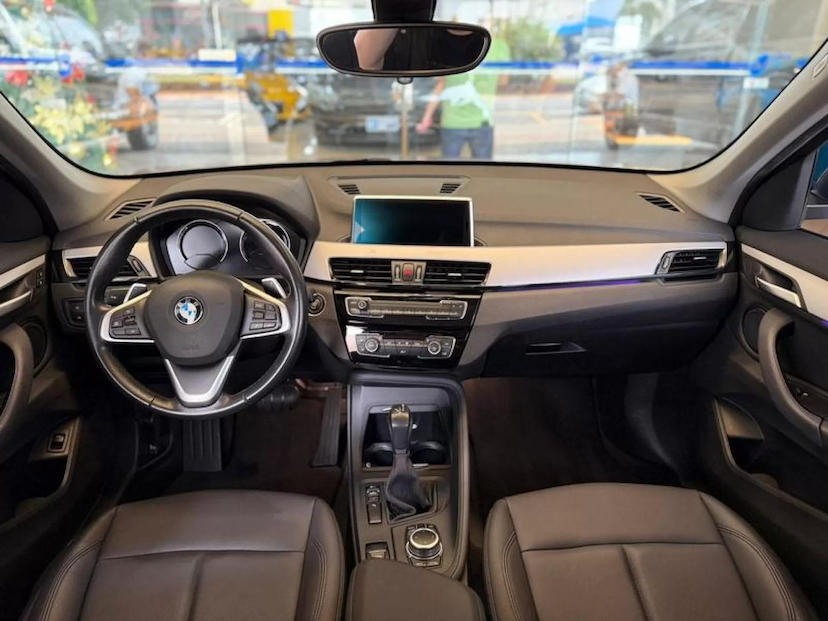 Foto do veículo BMW X1 2.0 16V TURBO ACTIVEFLEX SDRIVE20I 4P AUTOMÁTICO 2021 55.044 KM 169.000,00