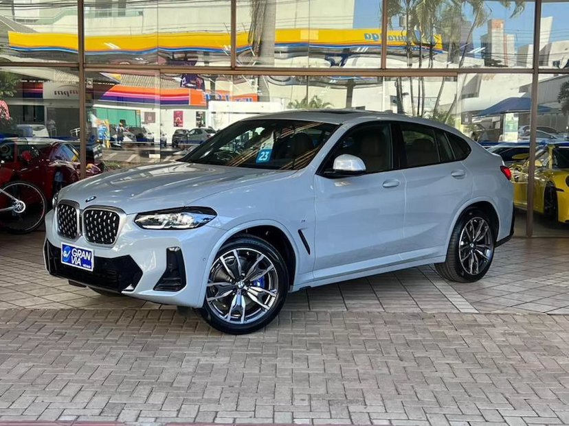 Foto do veículo BMW X4 2.0 16V GASOLINA XDRIVE30I M SPORT STEPTRONIC 2023 11.770 KM 414.900,00