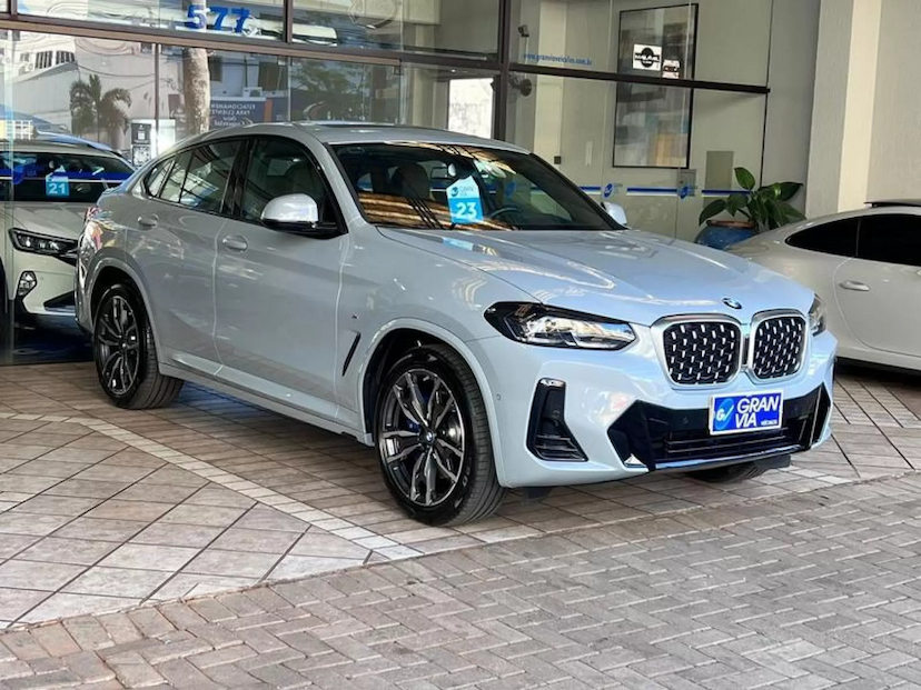 Foto do veículo BMW X4 2.0 16V GASOLINA XDRIVE30I M SPORT STEPTRONIC 2023 11.770 KM 414.900,00