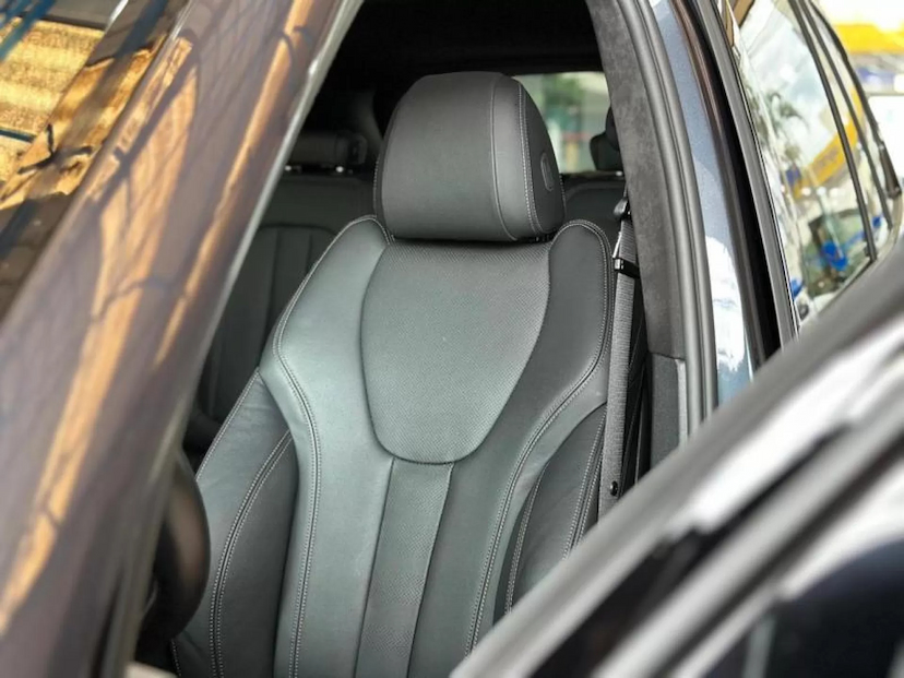 Foto do veículo BMW X5 3.0 I6 TURBO HÍBRIDO XDRIVE45E M SPORT AUTOMÁTICO 2022 51.014 KM 418.000,00