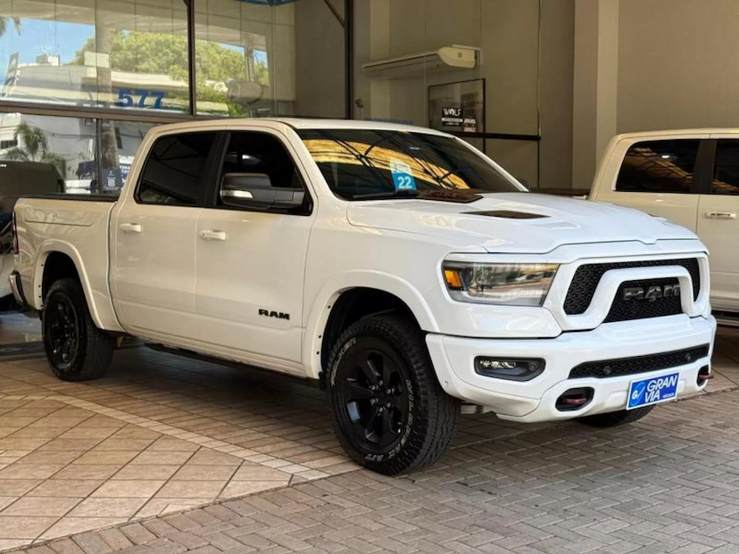 Foto do veículo RAM 1500 5.7 V8 GASOLINA REBEL CD 4X4 AUTOMÁTICO 2022 58.356 KM 329.000,00