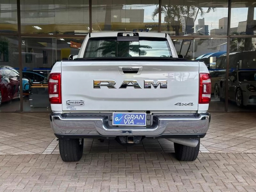 Foto do veículo RAM 3500 6.7 I6 TURBO DIESEL LIMITED LONGHORN CD 4X4  AUTOMÁTICO 2022 21.733 KM 415.000,00