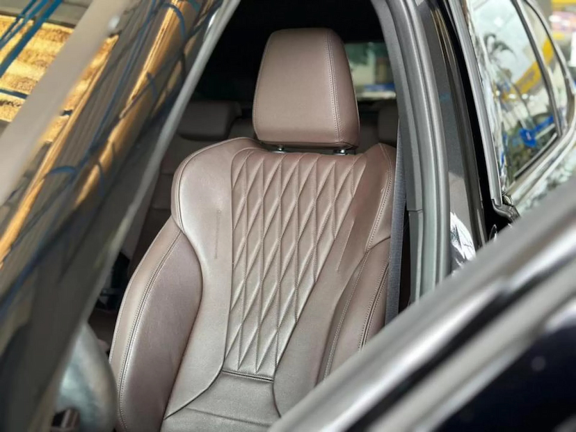 Foto do veículo BMW X1 2.0 16V TURBO GASOLINA SDRIVE20I M SPORT STEPTRONIC 2024 15.000 KM 324.000,00