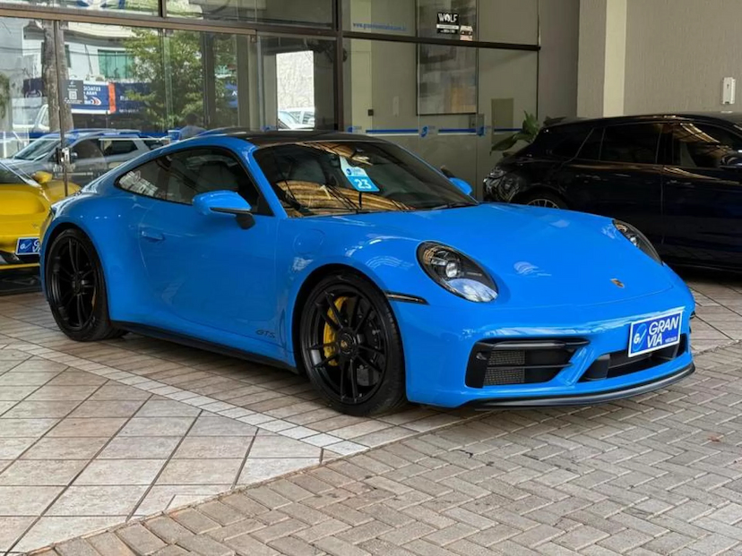 Foto do veículo PORSCHE 911 3.0 24V H6 GASOLINA CARRERA GTS PDK 2023 9.213 KM 1.010.000,00