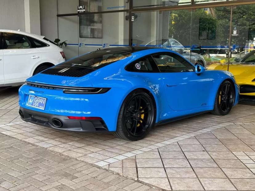 Foto do veículo PORSCHE 911 3.0 24V H6 GASOLINA CARRERA GTS PDK 2023 9.213 KM 1.010.000,00
