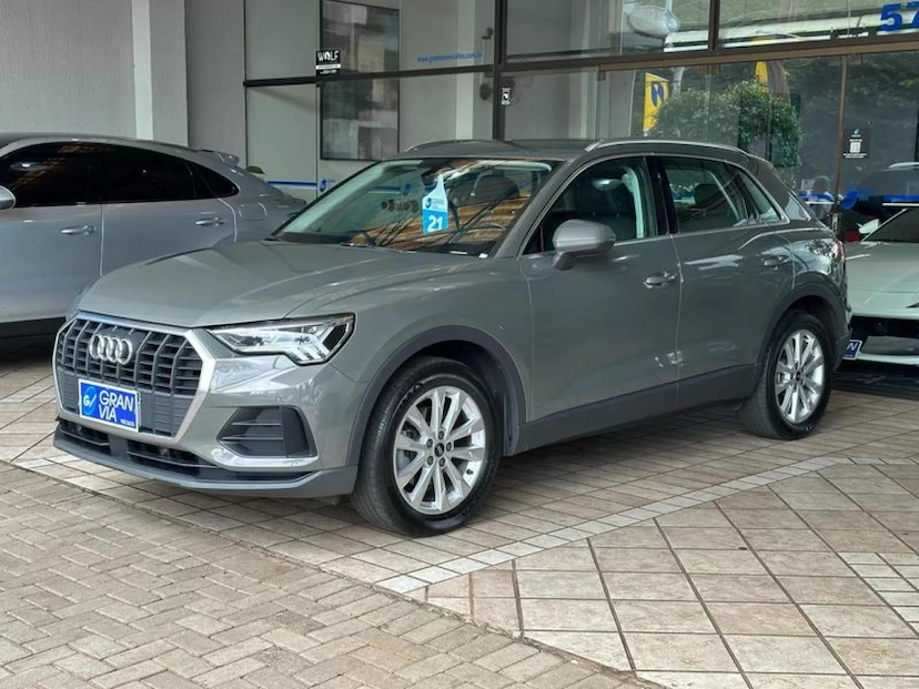 Foto do veículo AUDI Q3 1.4 35 TFSI GASOLINA PRESTIGE PLUS S TRONIC 2021 70.801 KM 164.900,00