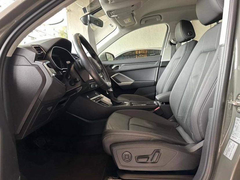 Foto do veículo AUDI Q3 1.4 35 TFSI GASOLINA PRESTIGE PLUS S TRONIC 2021 70.801 KM 164.900,00