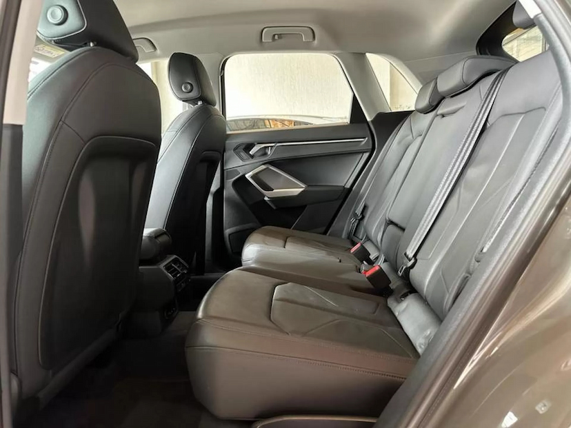 Foto do veículo AUDI Q3 1.4 35 TFSI GASOLINA PRESTIGE PLUS S TRONIC 2021 70.801 KM 164.900,00