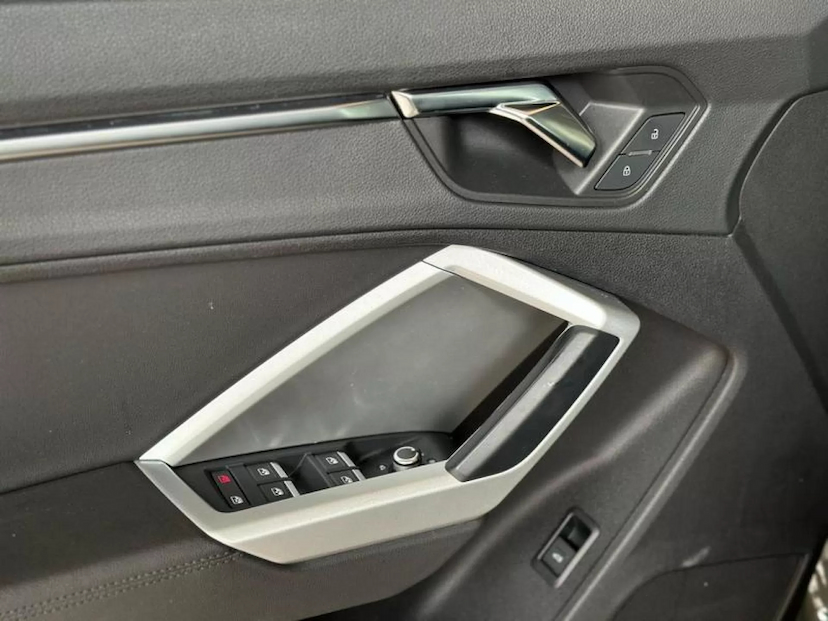 Foto do veículo AUDI Q3 1.4 35 TFSI GASOLINA PRESTIGE PLUS S TRONIC 2021 70.801 KM 164.900,00