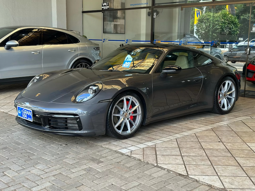Foto do veículo PORSCHE 911 3.0 24V H6 GASOLINA CARRERA PDK 2020 29.000 KM 645.000,00