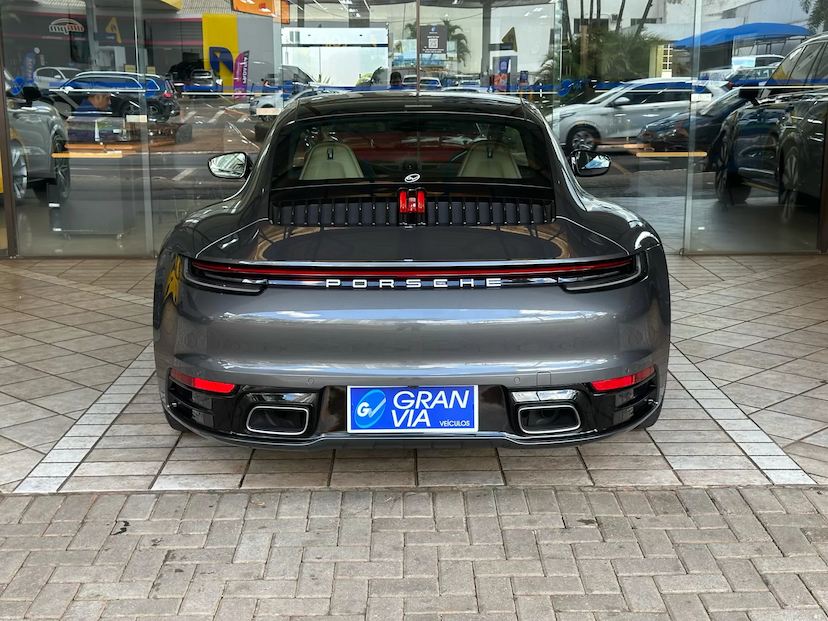 Foto do veículo PORSCHE 911 3.0 24V H6 GASOLINA CARRERA PDK 2020 29.000 KM 645.000,00