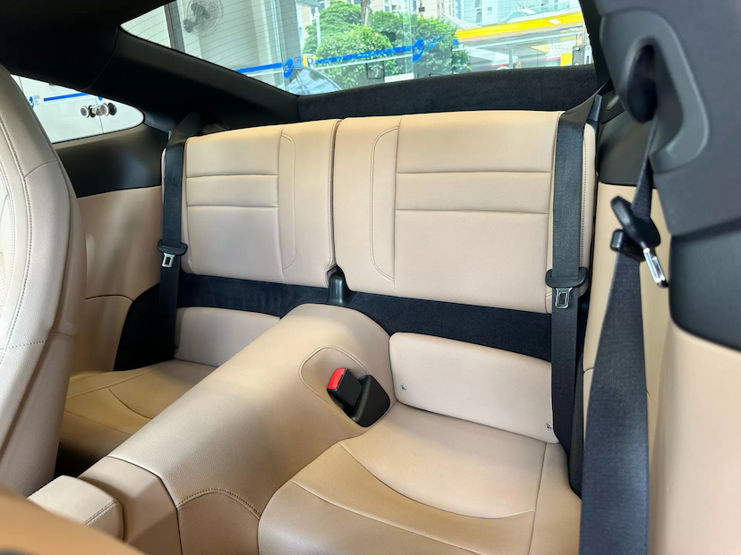Foto do veículo PORSCHE 911 3.0 24V H6 GASOLINA CARRERA PDK 2020 29.000 KM 645.000,00