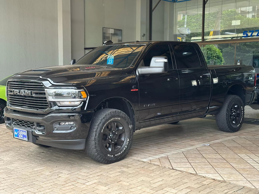 Foto do veículo RAM 2500 6.7 I6 TURBO DIESEL LARAMIE NIGHT EDITION CD 4X4 AUTOMÁTICO 2024 34.703 KM 399.000,00
