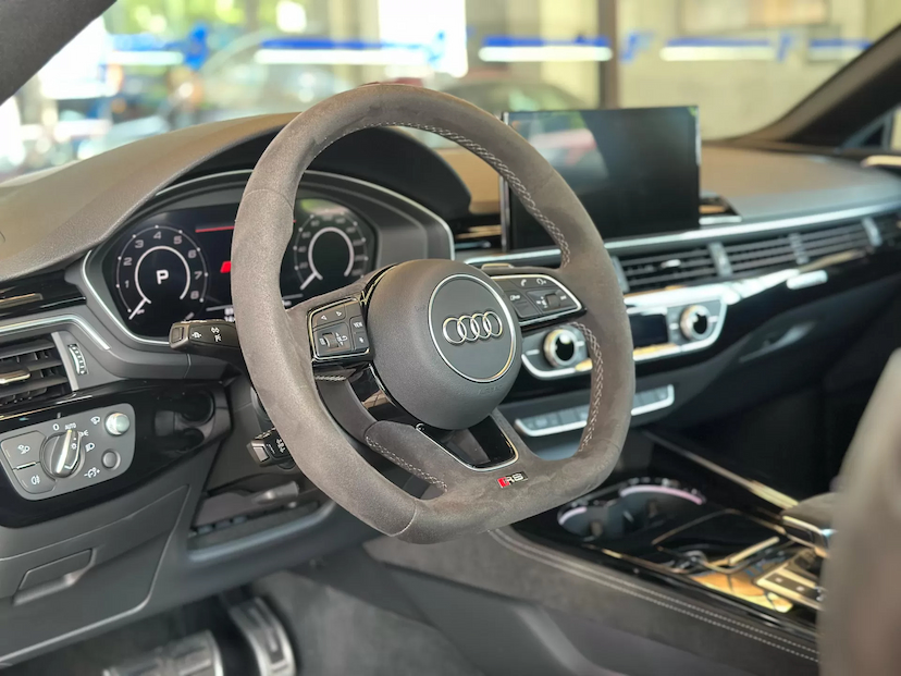 Foto do veículo AUDI RS5 2.9 V6 TFSI GASOLINA SPORTBACK QUATTRO S-TRONIC 2022 8.974 KM 515.000,00
