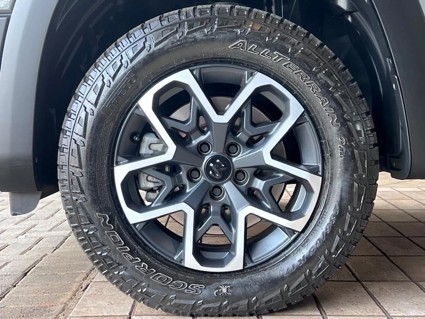 Foto do veículo RAM RAMPAGE 2.0 HURRICANE 4 TURBO GASOLINA REBEL 4X4 AUTOMÁTICO 2024 16.000 KM 199.000,00