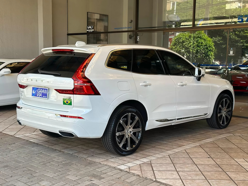 Foto do veículo VOLVO XC60 2.0 T8 HYBRID INSCRIPTION AWD GEARTRONIC 2020 37.302 KM 223.000,00