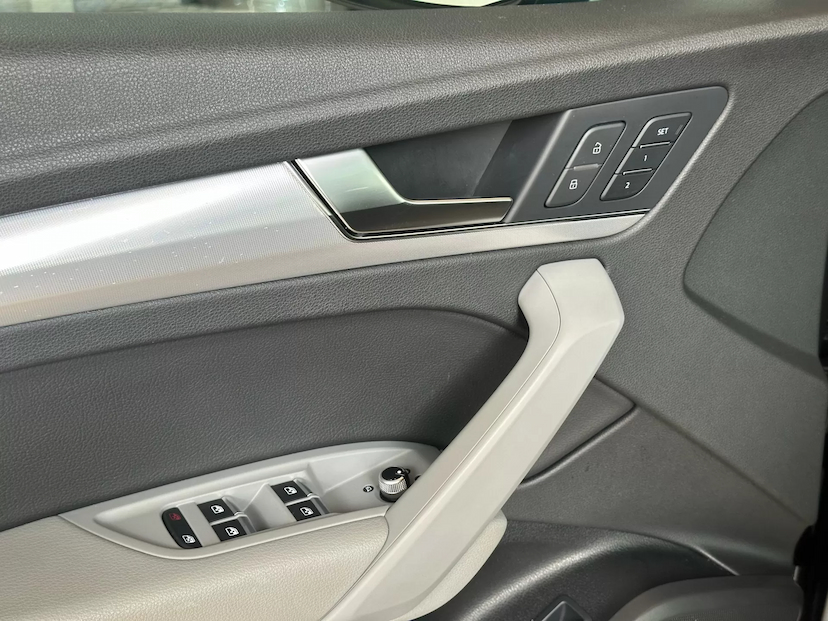 Foto do veículo AUDI Q5 2.0 TFSI GASOLINA PRESTIGE PLUS S TRONIC 2019 73.662 KM 159.000,00