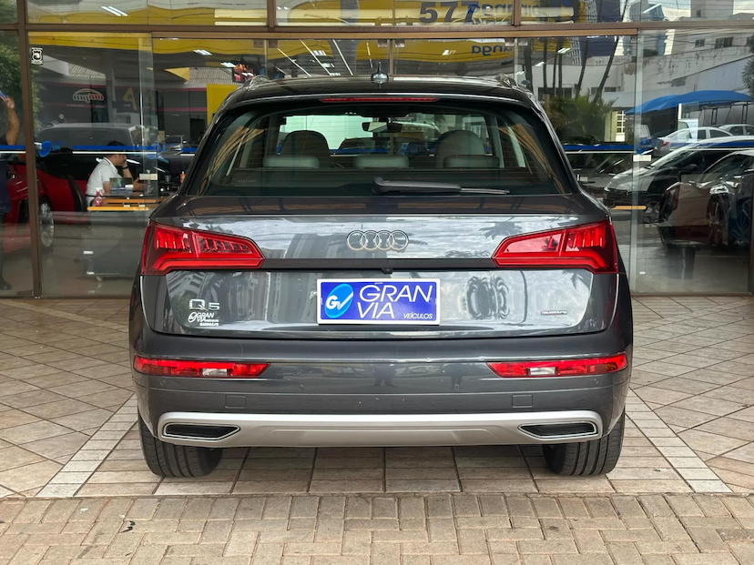 Foto do veículo AUDI Q5 2.0 TFSI GASOLINA PRESTIGE PLUS S TRONIC 2019 73.662 KM 159.000,00
