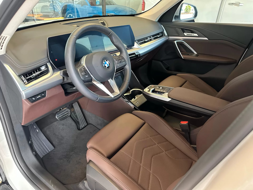 Foto do veículo BMW X1 2.0 16V TURBO GASOLINA SDRIVE20I X-LINE STEPTRONIC 2025 2.180 KM 334.000,00