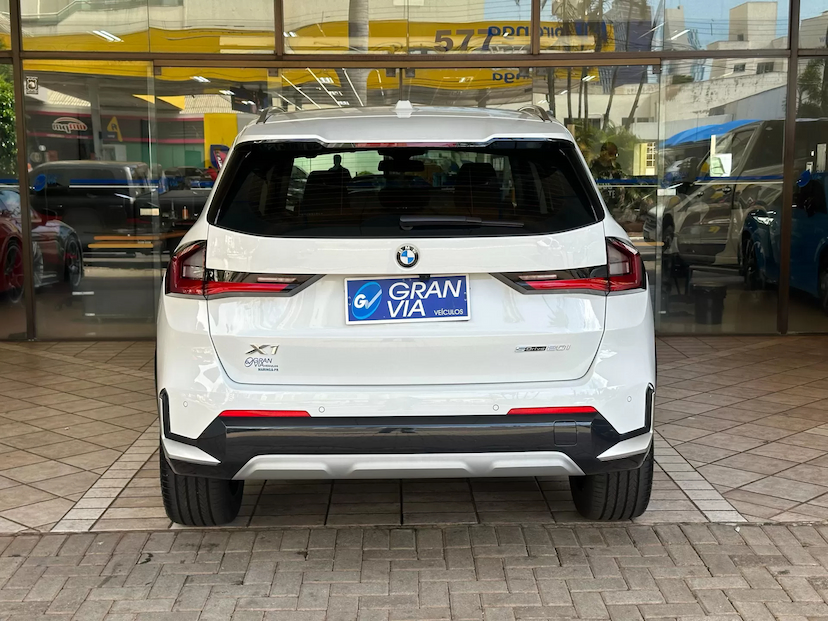 Foto do veículo BMW X1 2.0 16V TURBO GASOLINA SDRIVE20I X-LINE STEPTRONIC 2025 2.180 KM 334.000,00
