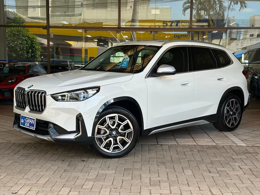 Foto do veículo BMW X1 2.0 16V TURBO GASOLINA SDRIVE20I X-LINE STEPTRONIC 2025 2.180 KM 334.000,00