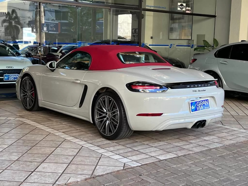 Foto do veículo PORSCHE 718 2.0 16V H4 GASOLINA BOXSTER PDK 2023 9.383 KM 589.000,00