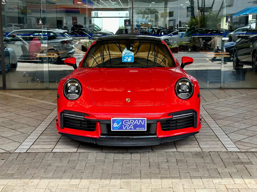 Foto do veículo PORSCHE 911 3.8 24V H6 GASOLINA TURBO PDK 2023 3.090 KM 1.389.000,00