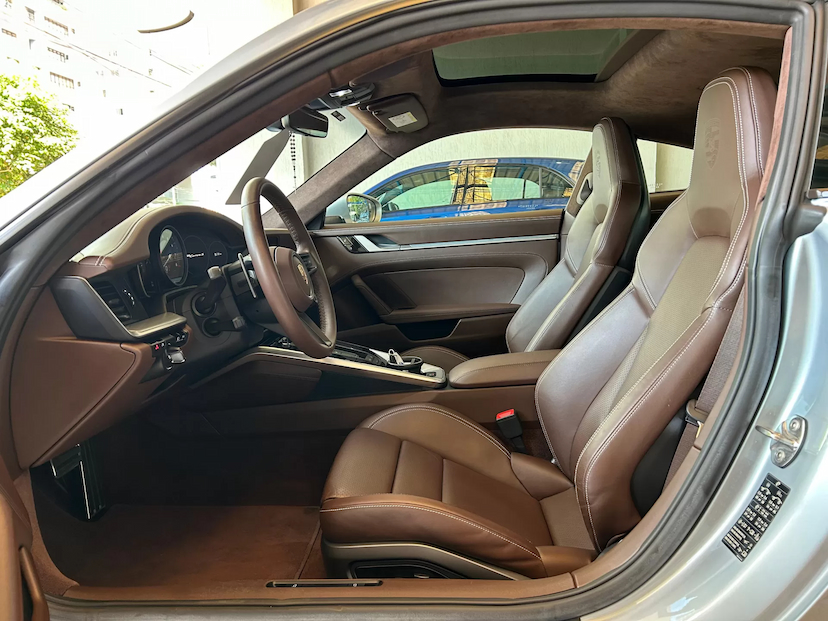 Foto do veículo PORSCHE 911 3.0 24V H6 GASOLINA CARRERA S PDK 2020 21.650 KM 759.000,00