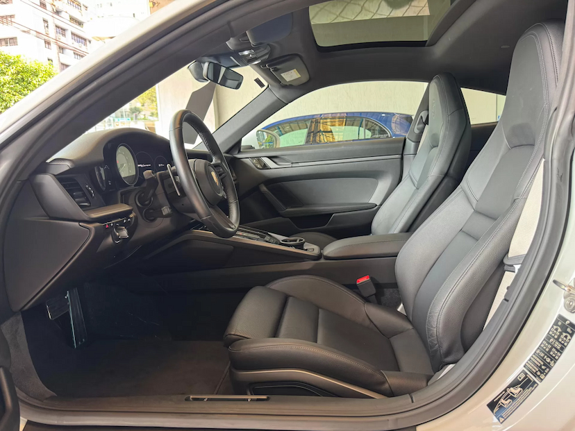 Foto do veículo PORSCHE 911 3.0 24V H6 GASOLINA CARRERA PDK 2021 8.045 KM 749.000,00