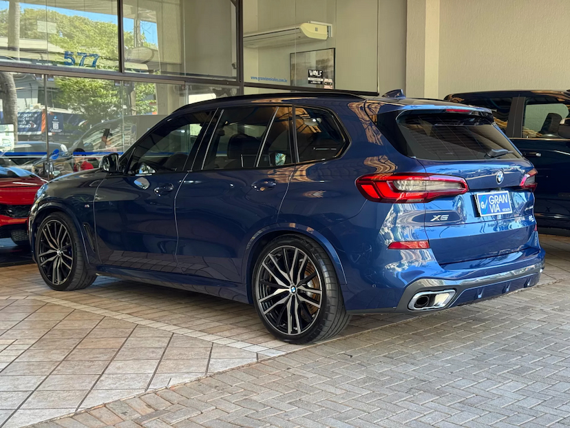 Foto do veículo BMW X5 3.0 M SPORT 4X4 30D I6 TURBO DIESEL 4P AUTOMÁTICO 2020 76.819 KM 319.000,00