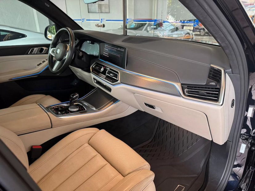 Foto do veículo BMW X5 3.0 I6 TURBO HÍBRIDO XDRIVE45E M SPORT AUTOMÁTICO 2020 46.847 KM 317.000,00