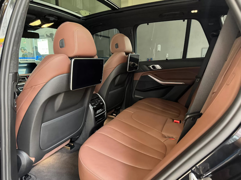 Foto do veículo BMW X5 3.0 I6 TURBO HÍBRIDO XDRIVE45E M SPORT AUTOMÁTICO 2022 41.574 KM 405.000,00