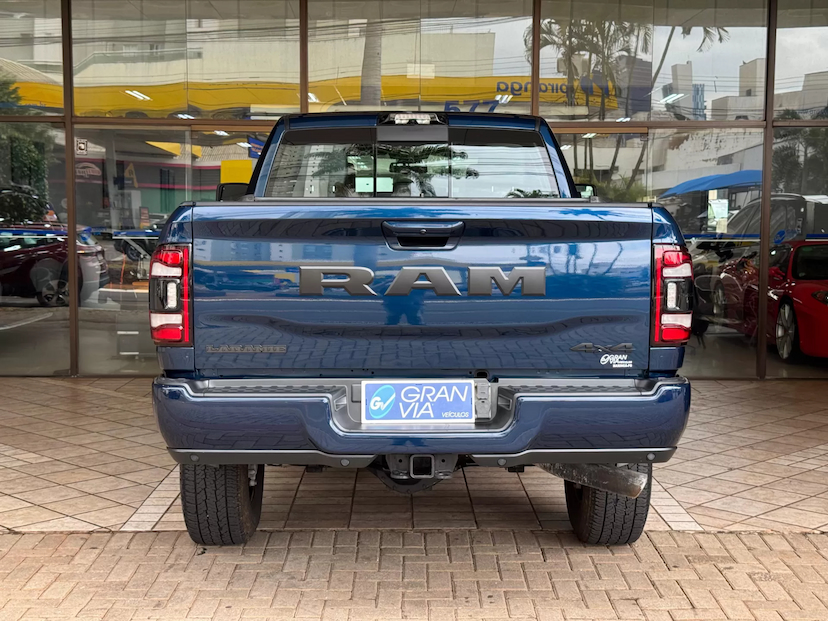 Foto do veículo RAM 2500 6.7 I6 TURBO DIESEL LARAMIE NIGHT EDITION CD 4X4 AUTOMÁTICO 2024 15.574 KM 429.000,00