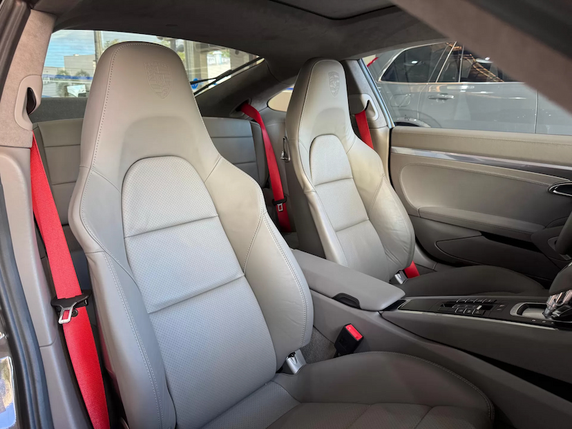 Foto do veículo PORSCHE 911 3.8 CARRERA 4S COUPÉ 6 CILINDROS 24V GASOLINA 2P AUTOMÁTICO 2015 36.872 KM 644.000,00