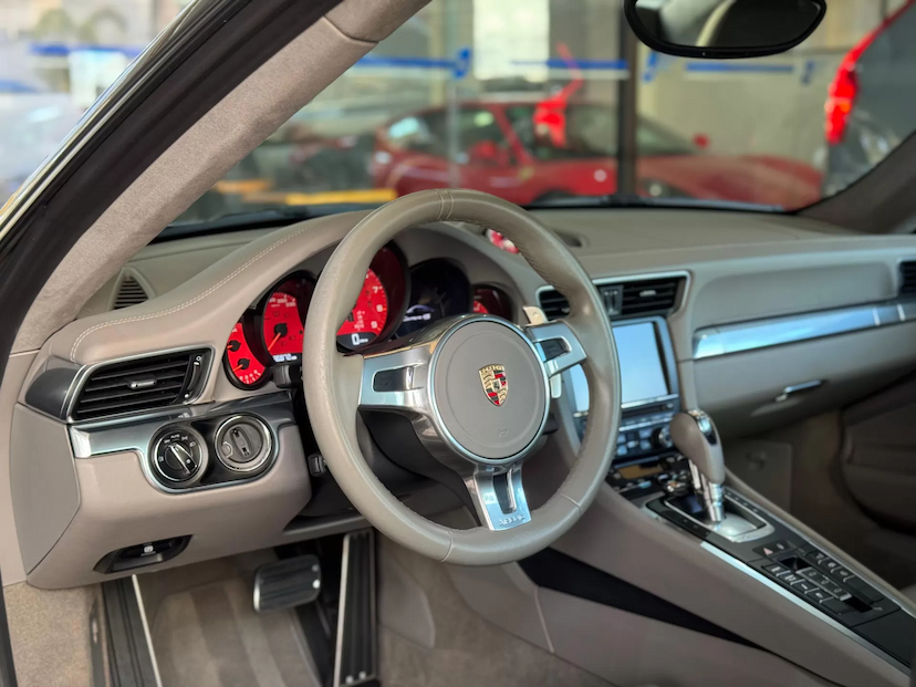 Foto do veículo PORSCHE 911 3.8 CARRERA 4S COUPÉ 6 CILINDROS 24V GASOLINA 2P AUTOMÁTICO 2015 36.872 KM 644.000,00