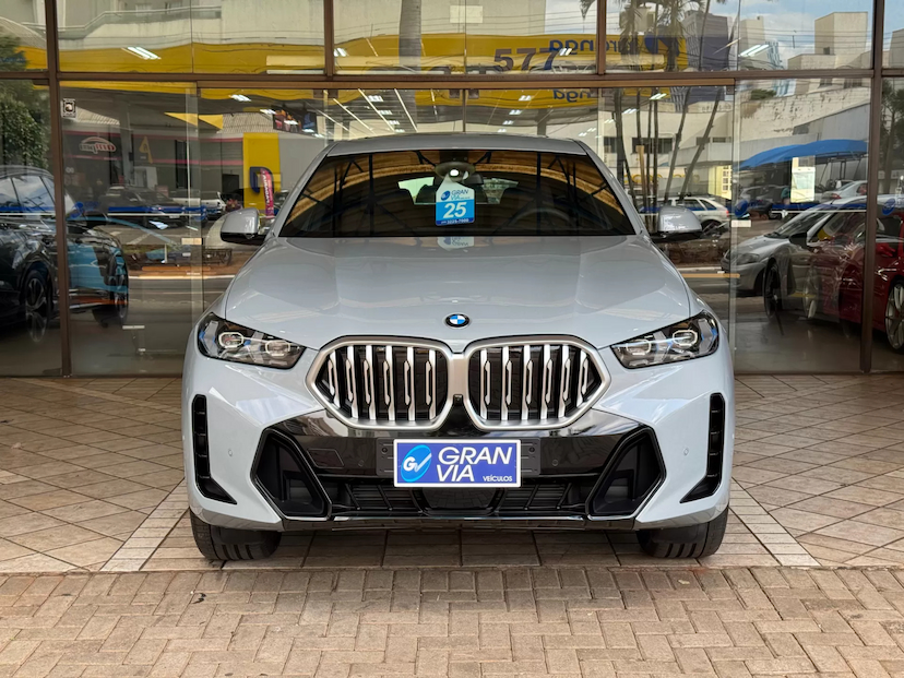 Foto do veículo BMW X6 3.0 TWINPOWER GASOLINA XDRIVE40I M SPORT AUTOMÁTICO 2025 12 KM 789.000,00