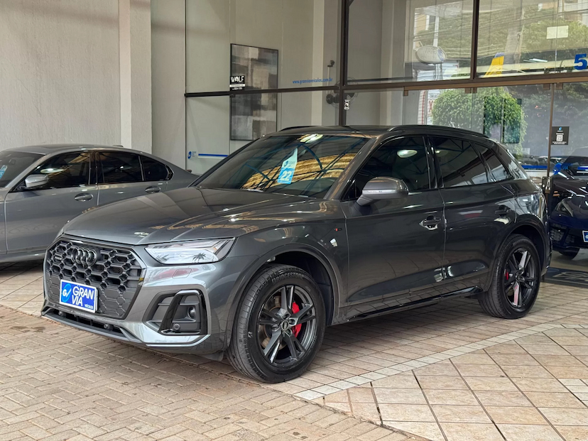Foto do veículo AUDI Q5 2.0 55 TFSIE PHEV PERFORMANCE BLACK QUATTRO S TRONIC 2022 30.439 KM 289.000,00