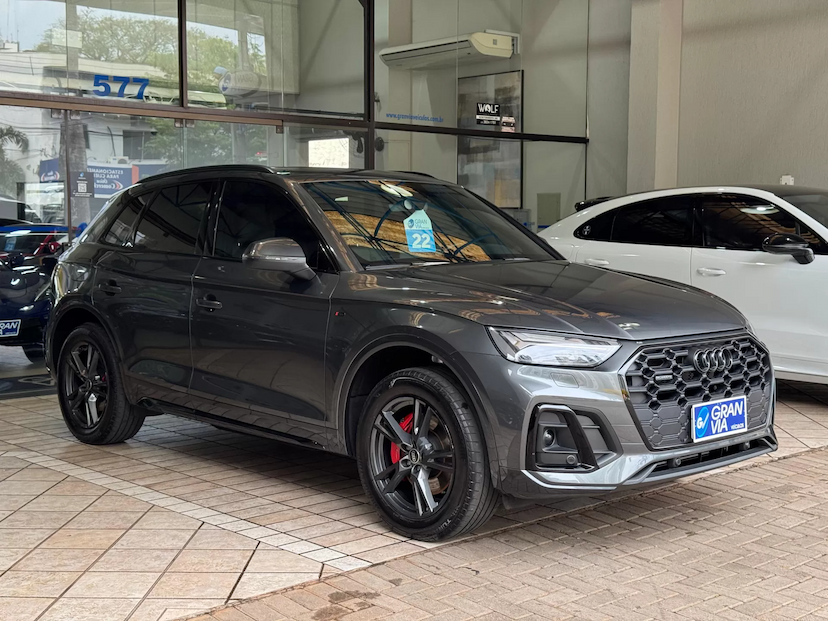 Foto do veículo AUDI Q5 2.0 55 TFSIE PHEV PERFORMANCE BLACK QUATTRO S TRONIC 2022 30.439 KM 289.000,00