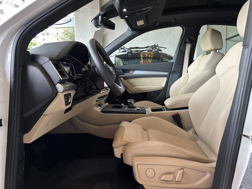 Foto do veículo AUDI Q5 2.0 45 TFSI GASOLINA SPORTBACK S LINE QUATTRO S TRONIC 2021 28.000 KM 265.000,00
