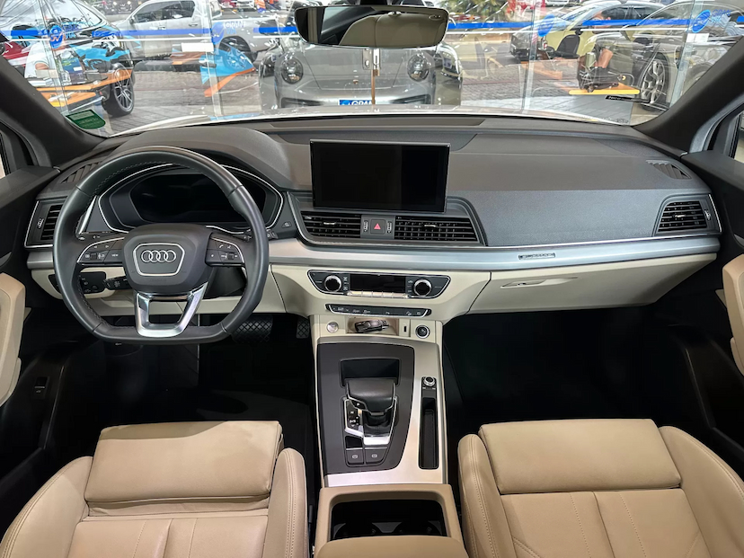 Foto do veículo AUDI Q5 2.0 45 TFSI GASOLINA SPORTBACK S LINE QUATTRO S TRONIC 2021 28.000 KM 265.000,00