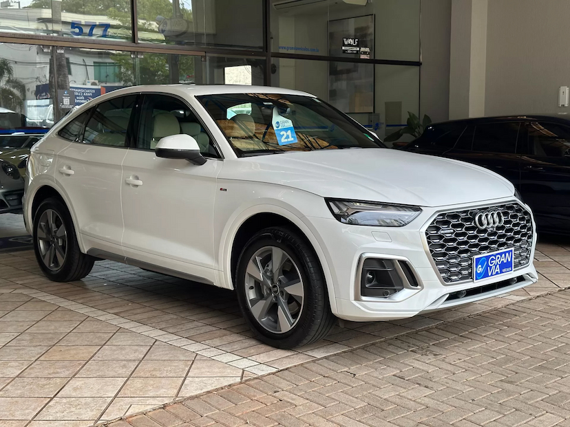Foto do veículo AUDI Q5 2.0 45 TFSI GASOLINA SPORTBACK S LINE QUATTRO S TRONIC 2021 28.000 KM 265.000,00