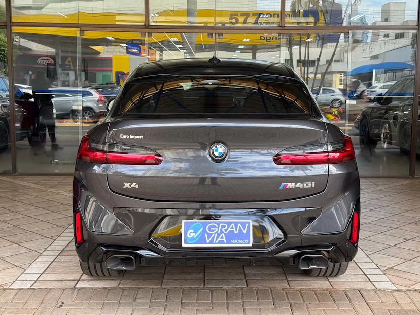 Foto do veículo BMW X4 3.0 TWINPOWER GASOLINA M40I STEPTRONIC 2023 41.115 KM 429.000,00
