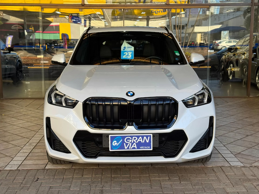 Foto do veículo BMW X1 2.0 16V TURBO GASOLINA SDRIVE20I M SPORT STEPTRONIC 2023 32.545 KM 289.000,00