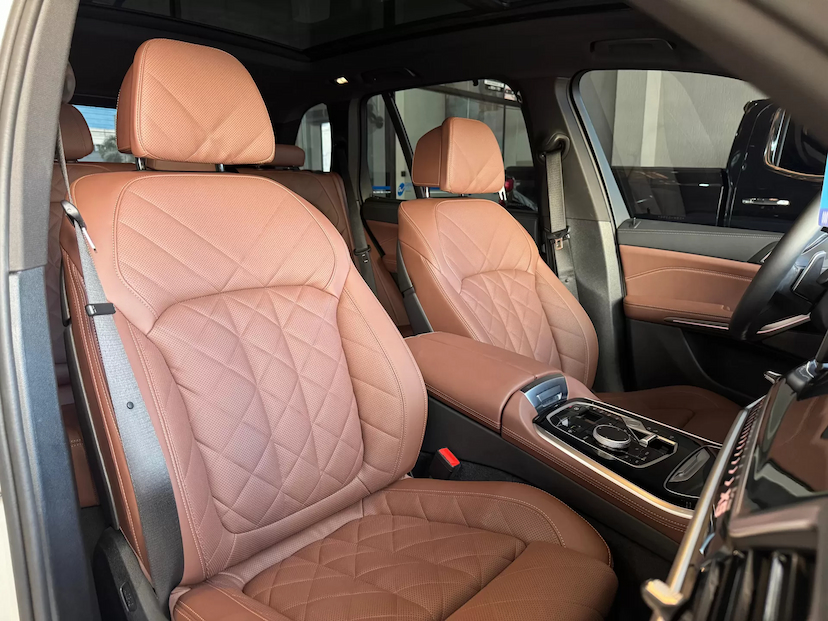 Foto do veículo BMW X5 3.0 I6 TURBO HÍBRIDO XDRIVE50E M SPORT AUTOMÁTICO 2025 8.906 KM 745.000,00