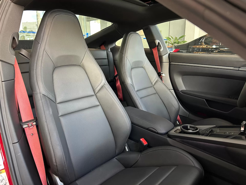 Foto do veículo PORSCHE 911 3.0 24V H6 GASOLINA CARRERA S PDK 2023 1.984 KM 969.000,00